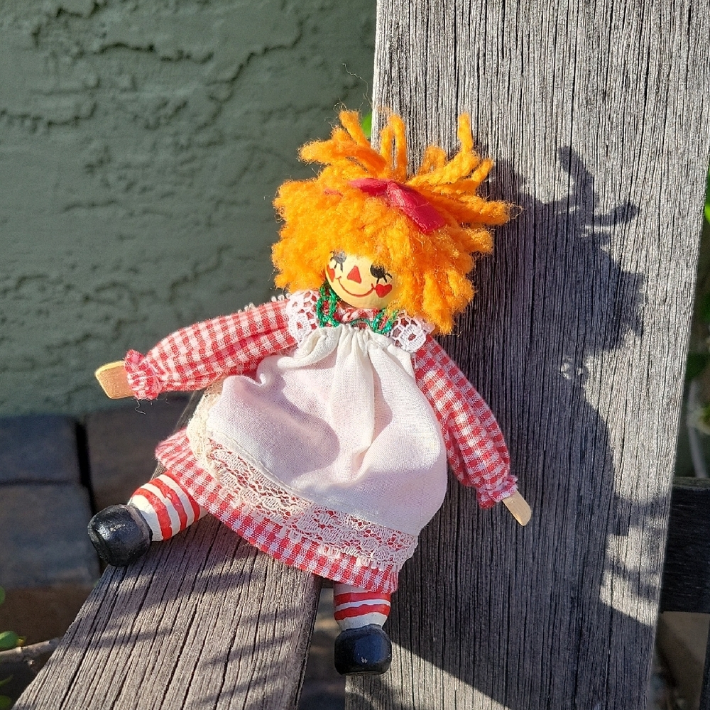 Handcrafted Raggedy Ann - Picture 2 of 10